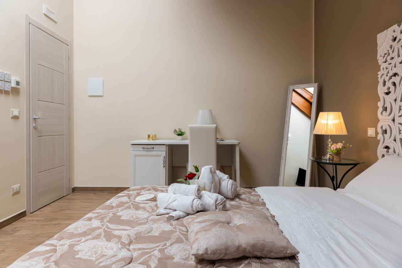 Agora' Castelnuovo Della Daunia Bed & Breakfast Exterior photo